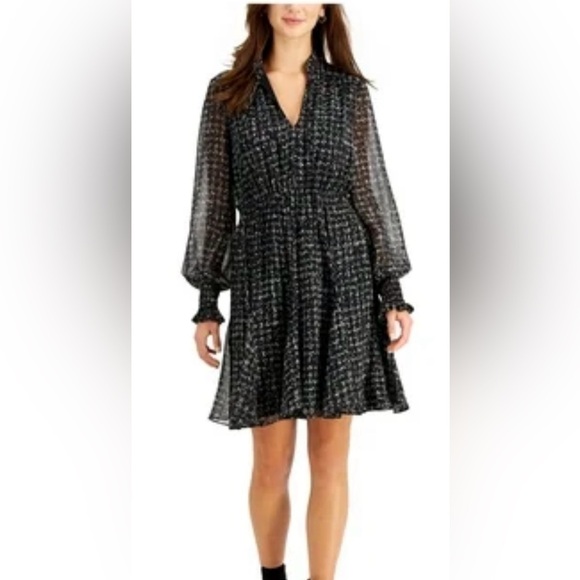 Just...Taylor Dresses & Skirts - Just TAYLOR Petite Ruffled-Hem Smocked-Waist long sleeves Dress